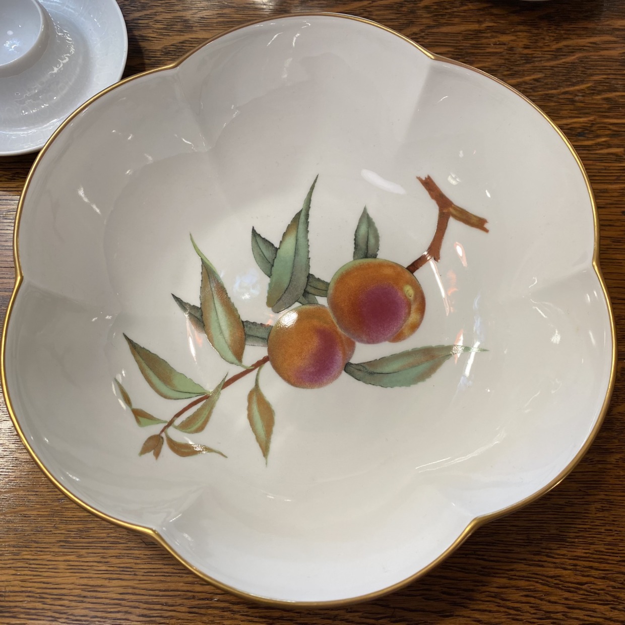 Royal Worcester　エヴシャム シリーズ　ボウル