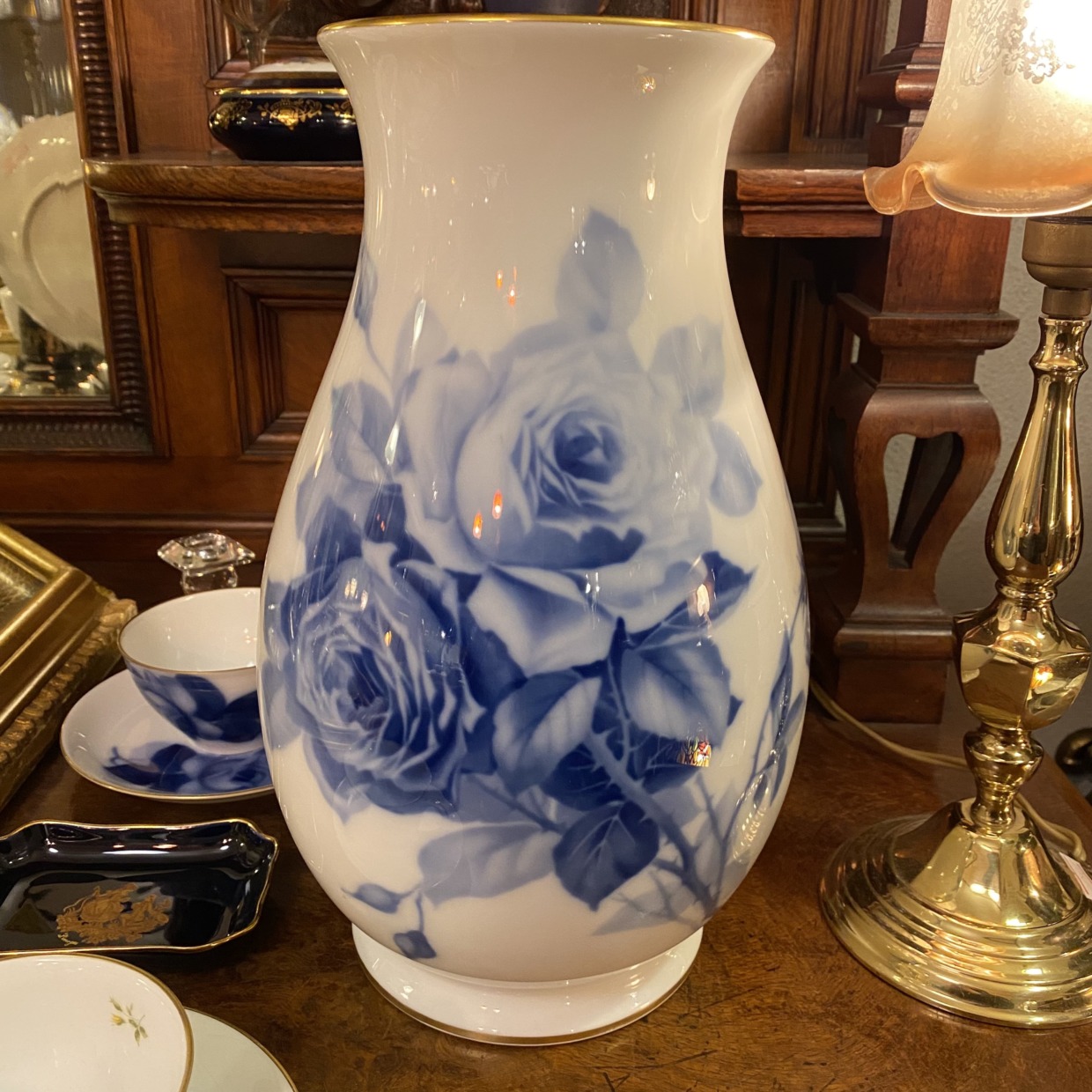 Blue Rose　大倉陶園　つぼ型花瓶